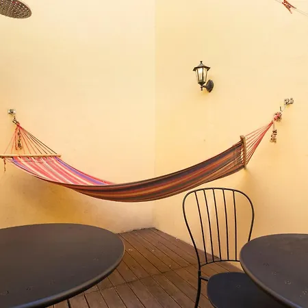 Alfama Patio Apartment *