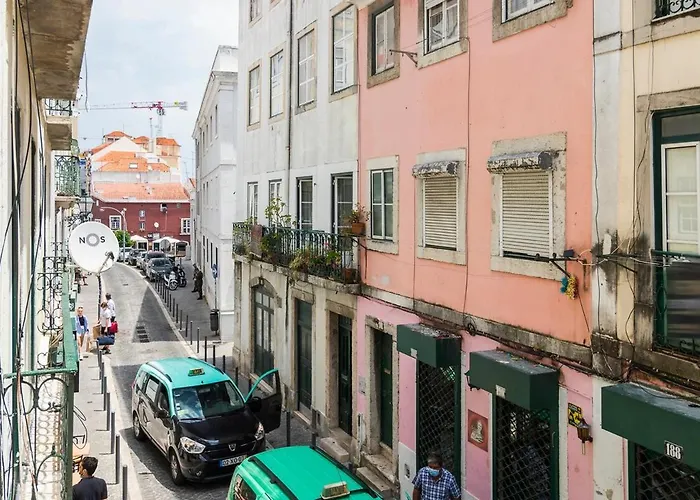 Alfama Patio Apartment