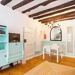 Alfama Patio