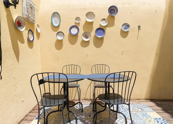 Apartment Alfama Patio Lisbon