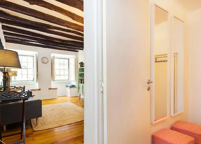 Alfama Patio Apartment *