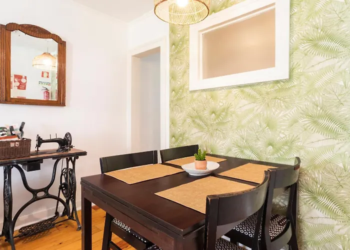 Alfama Patio Apartment Lisbon